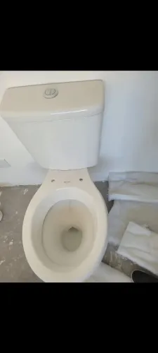 Vaso sanitário cm caixa acoplada Roca 