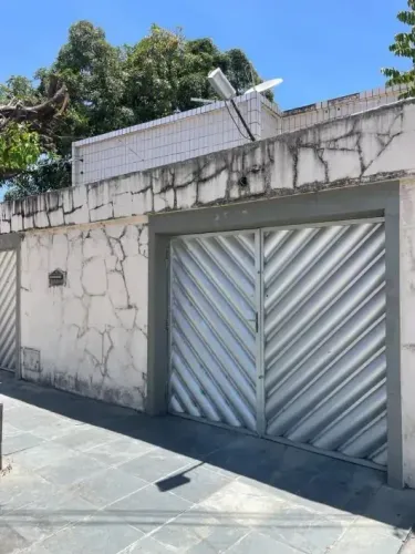 Imóvel para venda possui 213 metros quadrados com 3 quartos em Ponta da Terra - Maceió - A