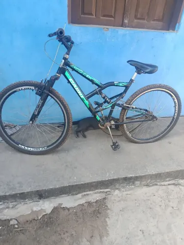 200 Reais deixo até por 150 vindo buscar