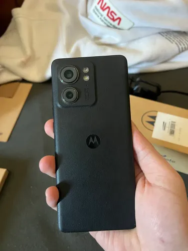 MOTOROLA EDGE 40
