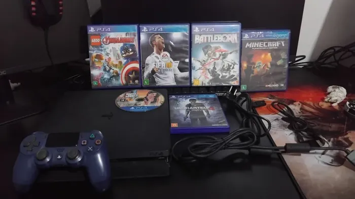 PS4 Slim 1TB Completo + Controle + 6 Jogos<br>Preço: R$ 1.500,00