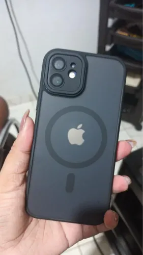 iPhone 12 normal, Troco e dou torna de 600, 700 em um iPhone melhor