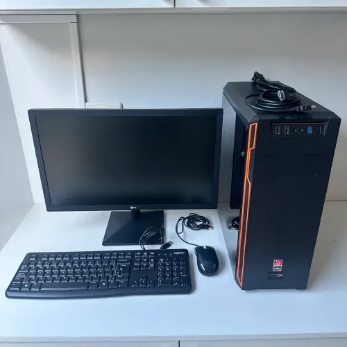 PC Completo AMD Ryzen 3 2200g 3.5ghz SSD 256GB + Monitor LG 22