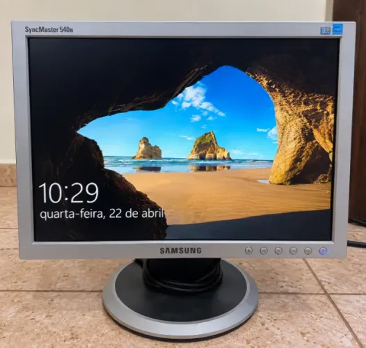 Monitor - Samsung SyncMaster 540N