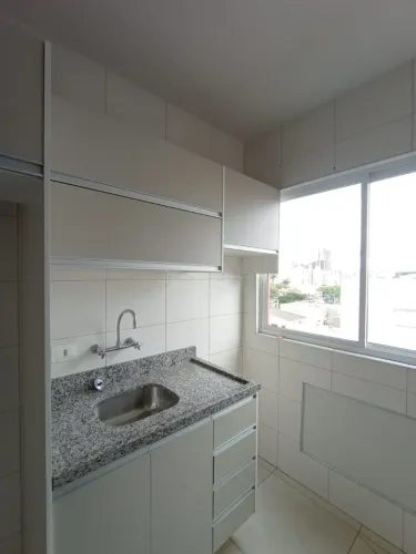 Apartamento para locação em Maringá, Zona 07, com 1 quarto, com 28 m², Auri Verde