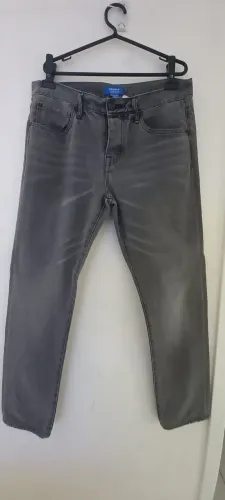 Calça jeans adidas 42