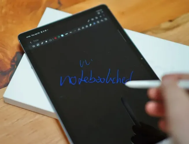 Tablet Galaxy Tab S10 FE 10.9" 128GB, Wi-Fi, Capa Flip, S Pen, Novíss, Cx, Nota, Gar, Troc