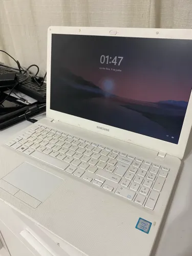 Notebook Samsung Np300e5m branco