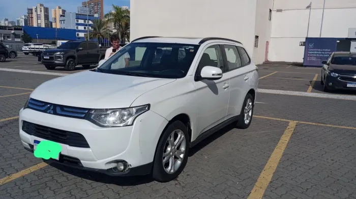 Mitsubishi Outlander 2.0 16V 160cv Aut. 2015