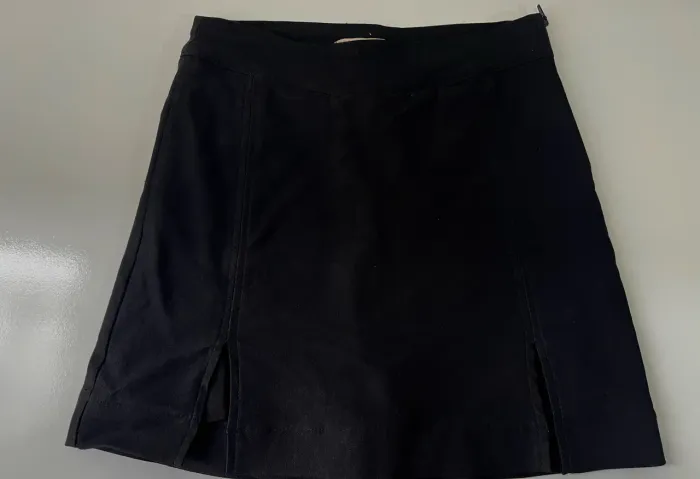 saia-short preta tamanho 18