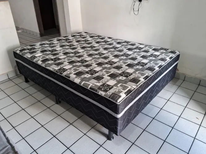 Cama box nova , aceita cartão crédito