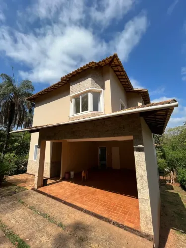 Casa com 5 quartos e vista para o lago no Condomínio Jardins, Brumadinho/MG