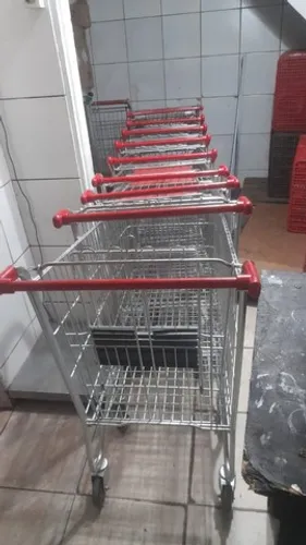 Carrinhos de supermercado 