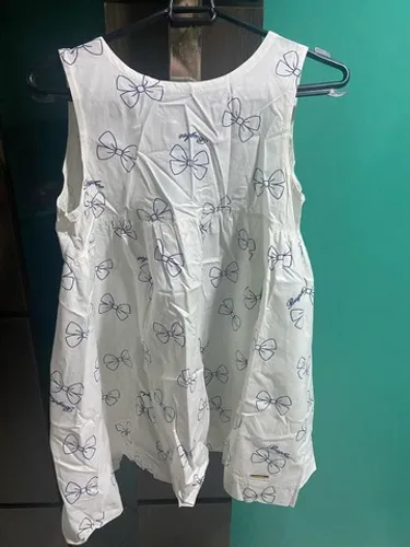 Vestido branco infantil