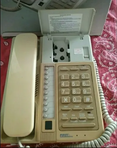 Telefone com Secretária Eletrônica - FIRST - Anos 90