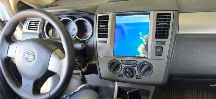 Multimídia tesla Nissan tidda 