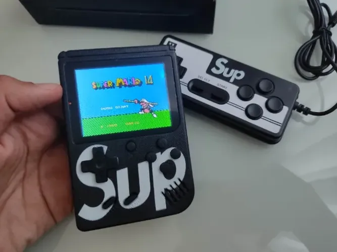 Mini Videogame Retrô Preto 400 Jogos com Controle