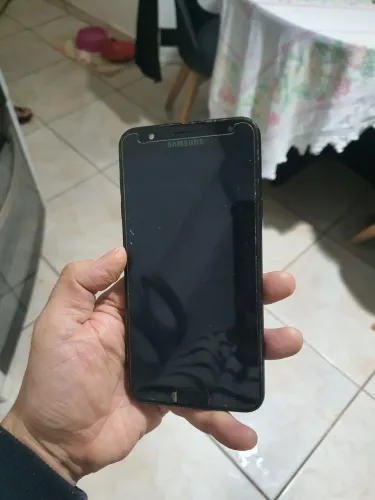 J7 Duo para retirada de peças (Troco por carregador Samsung original 45W preto)