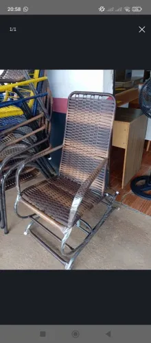 Cadeira de balanço vime 