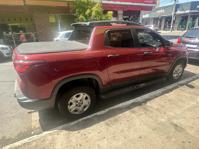Fiat Toro Freedom 2.0 16V 4X2 TB Diesel Mec. 2017