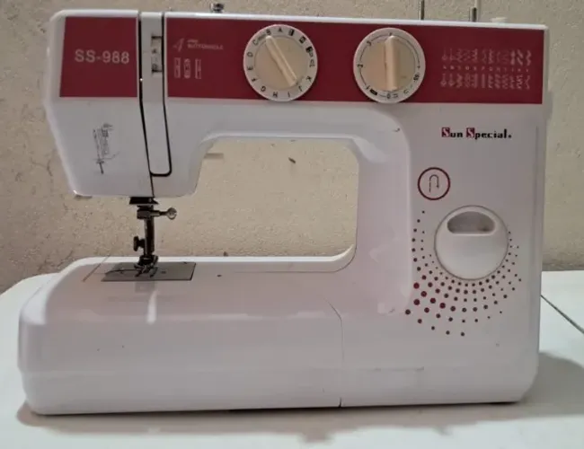 Maquina de Costura Sun Special SS-988 troca algo do meu interesse não envio