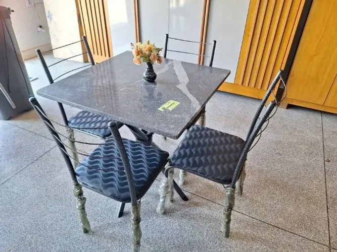 Promoção Mesa de Pedra 4 Cadeiras 