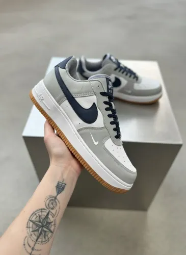 Air force cinza