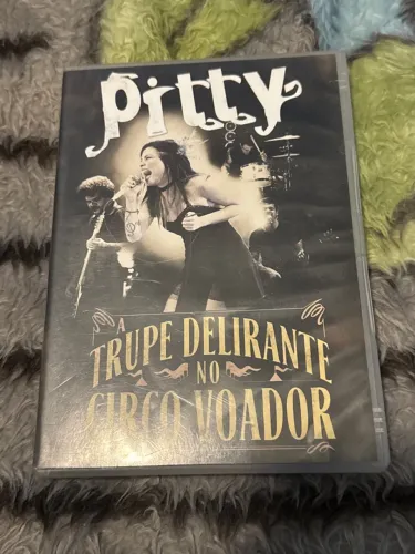 DVD Pitty - A Trupe Delirante no Circo Voador