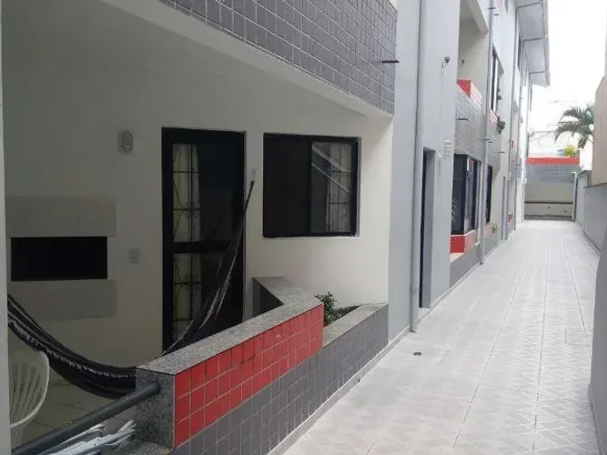 Apartamento Caioba Central Praia Brava 2qt, sacada, garagem (Ler o anuncio )