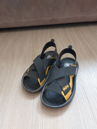 Sandalia infantil Batman - Tamanho 28