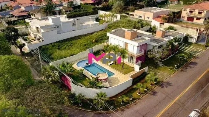 CASA A VENDA NO CONDOMÍNIO TEREZA CRISTINA PARA VENDA - MEDEIROS - JUNDIAÍ