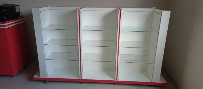 Pratileira ideal para loja em geral e tbm conveniência