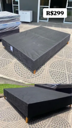 Base Box Casal Preta com Pés - R$299