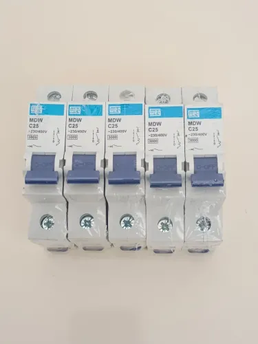 Kit com 5 Disjuntores Weg 25 A