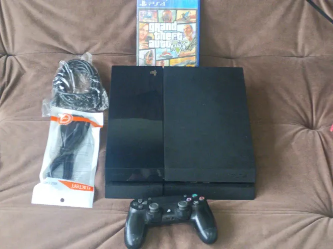 Lindo PlayStation 4 FAT completo " 500 GB"