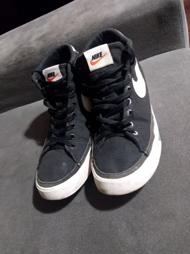 Tênis Nike Court Legacy canvas 
