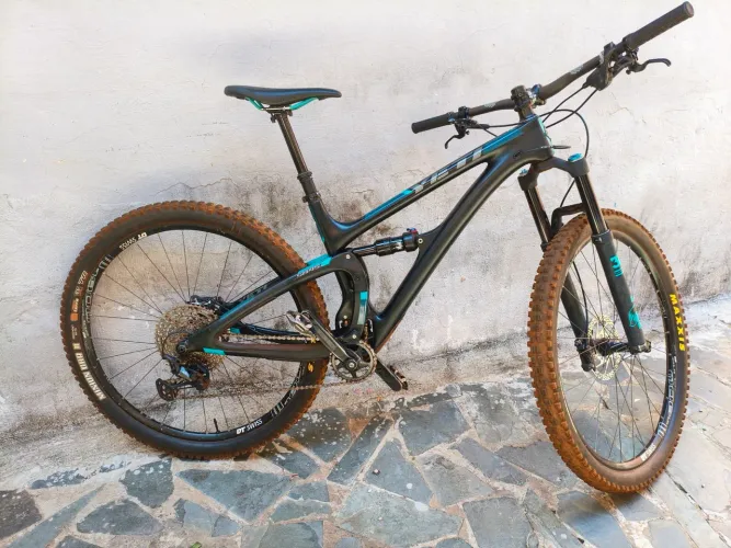 Bike YETI SB 4.5 (bicicleta mountain bike)