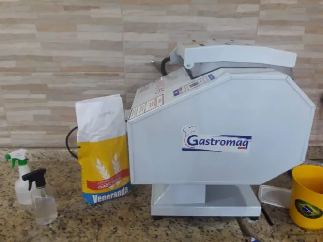 Vendo Amassadeira gastromaq 5kg
