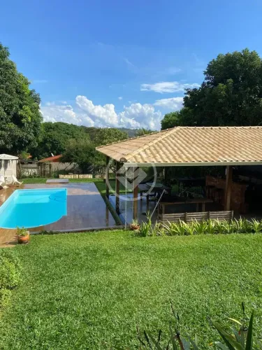 LAGOA SANTA Casa a venda 3 quartos com suíte, com piscina / My Broker codigo: 153408