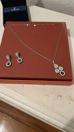 Conjunto Joia Swarovski: colar e brincos