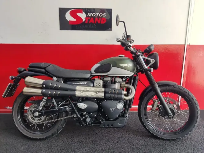 TRIUMPH STREET SCRAMBLER 900