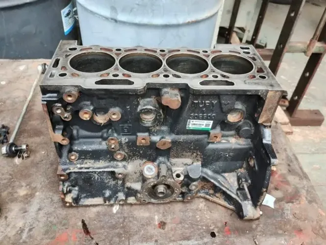 Bloco Do Motor Peugeot 206 1.6 16v