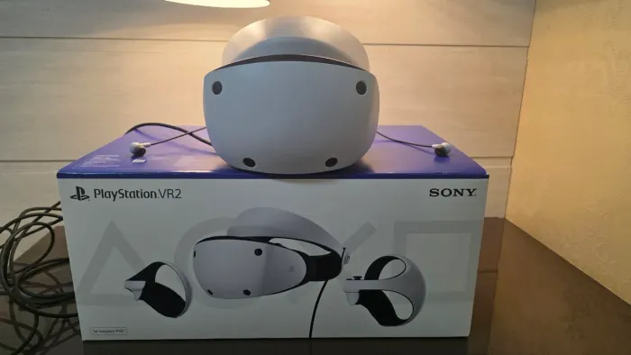 PlayStation VR2 Sense Black&White c/ Acessórios