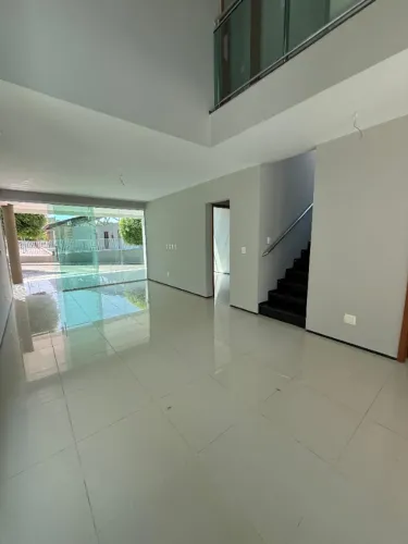 Casa no Condomínio Alameda das Espatódeas em Teresina-PI