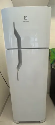 Geladeira Electrolux dc35a branca 260l