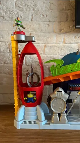 Imaginext Toy Story Pizza Planet 