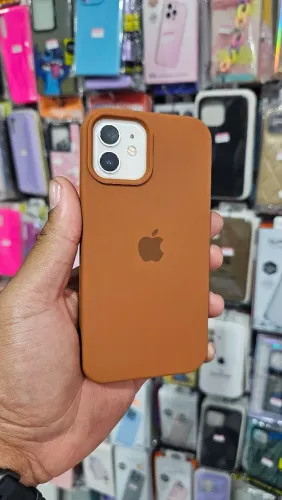 Capinhas premium para iPhones
