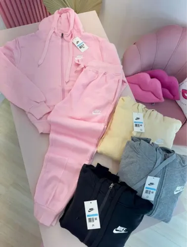 Conjunto Moletom Nike (Rosa, Preto, Cinza e Amarelo)