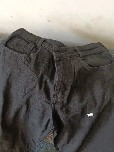 Calças jeans pretas feminina