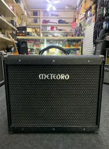 Amplificador Meteoro Dynamic MGV 30